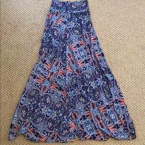 Long skirt